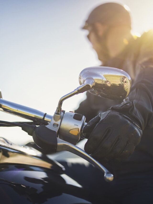 Top 10 Safety gear for motorcyclists