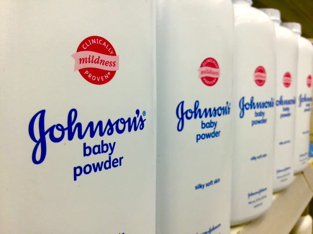Johnson & Johnson baby powder containing asbestos kept on supermarket shelves.